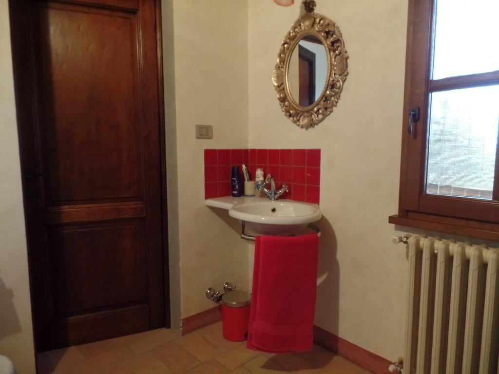 Il Fienile Holiday Home Le Fornacette Exterior foto